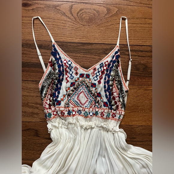 Raga Bohemian dress, size medium, long, flowing, sexy with opened back. - Picture 3 of 4